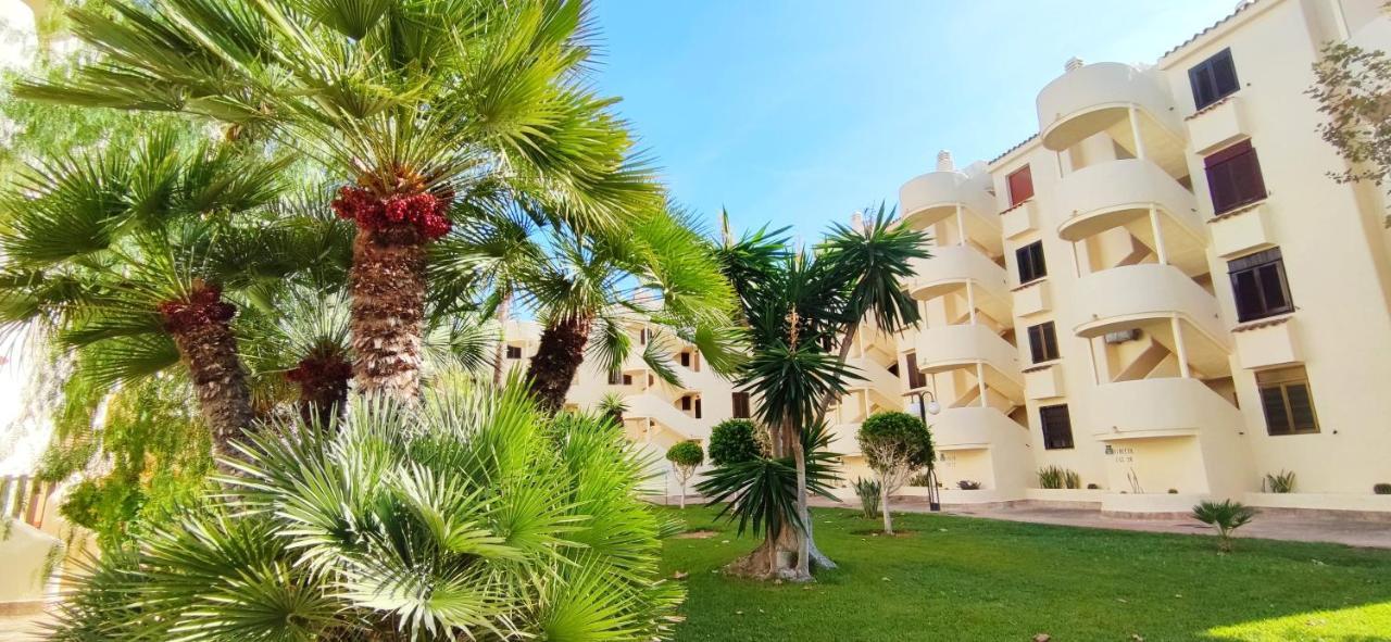 Apartamento La Felicidad II By Denia Costa Extérieur photo